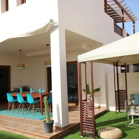 Las Caletas Del Mar - Heated Pool Holiday home *