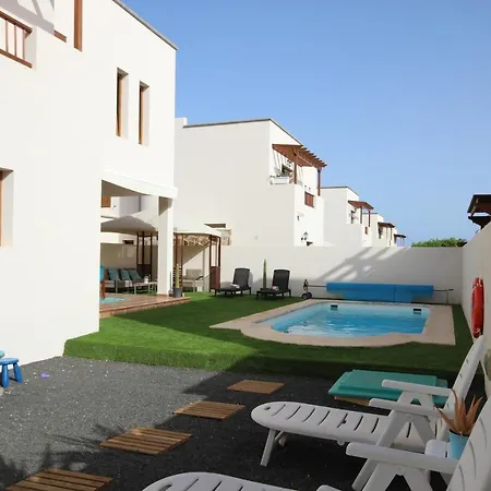 Las Caletas Del Mar - Heated Pool Holiday home